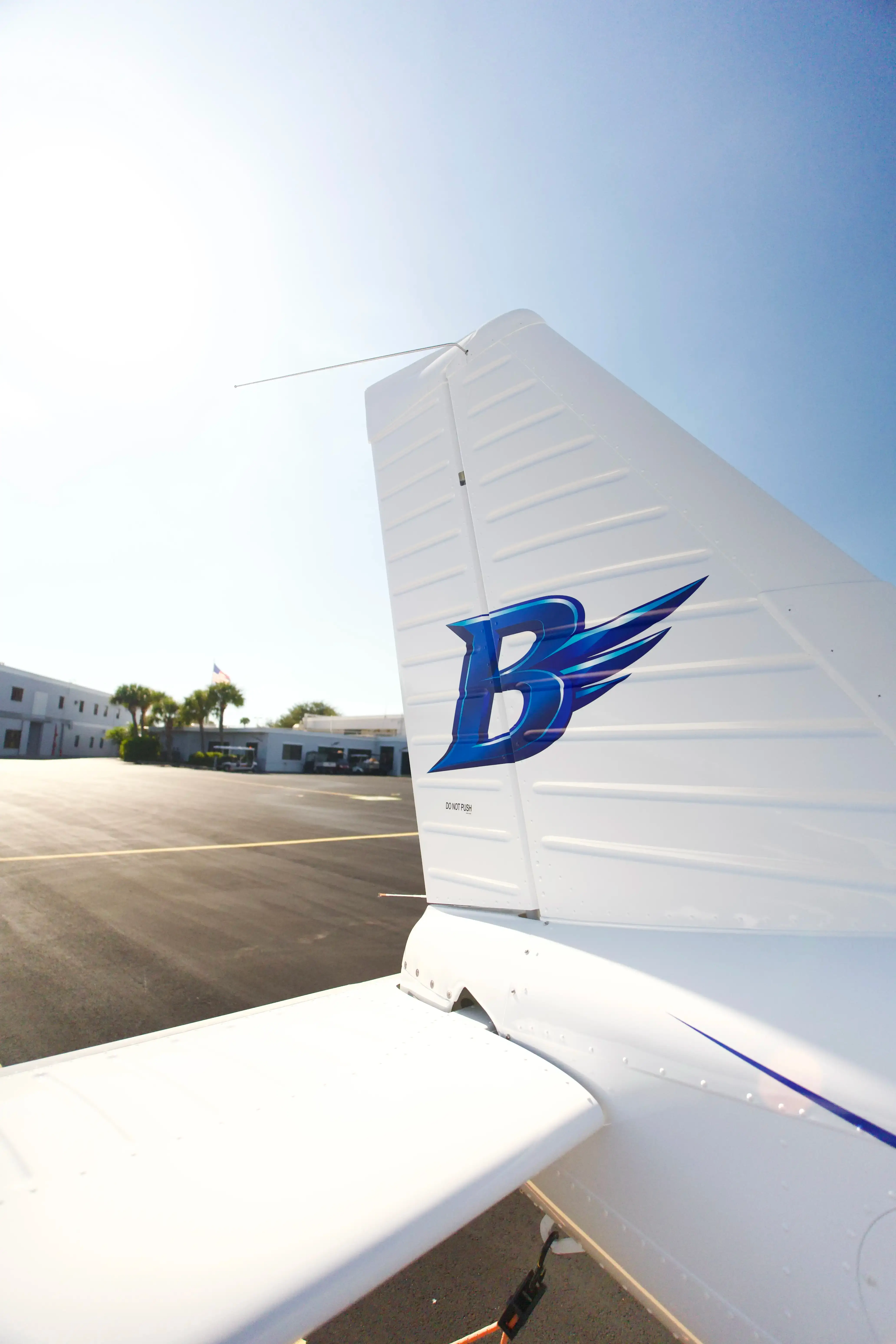 Blitz Aviation logo on the tail of Piper Pilot 100i N603BL