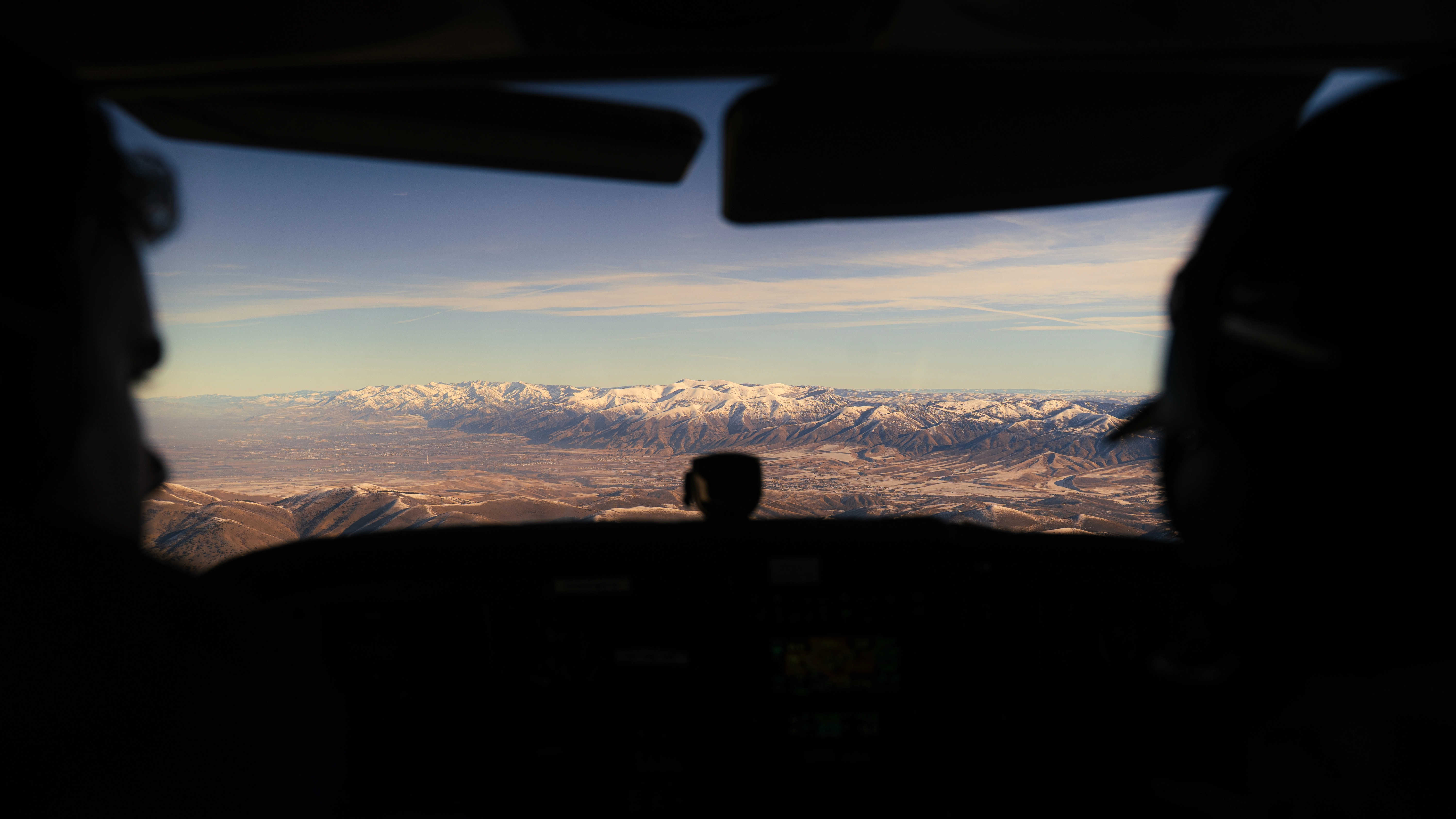 Cessna training flight cockpit view
