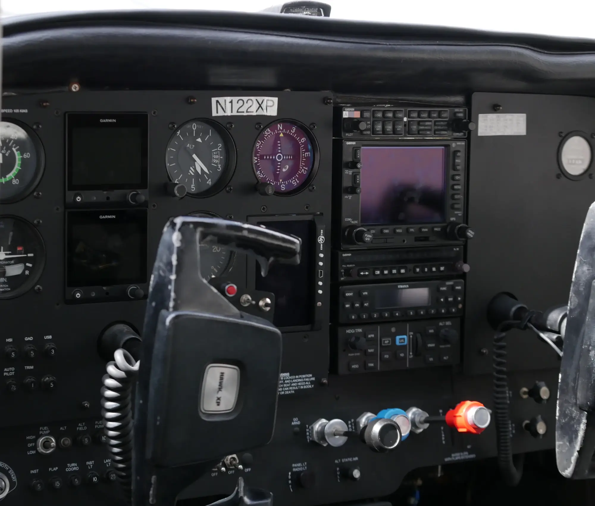 Cessna 172XP control panel